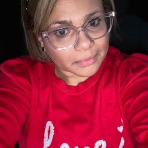 Meet your Posher, Tania